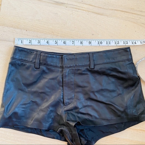 NEW Ralph Lauren Collection 100% leather booty shorts - Picture 4 of 11